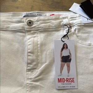 Celebrity Pink Women's Mid-Rise White Jeans shorts